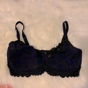 Victoria’s Secret bra 36DD (36E) black with blue accents
